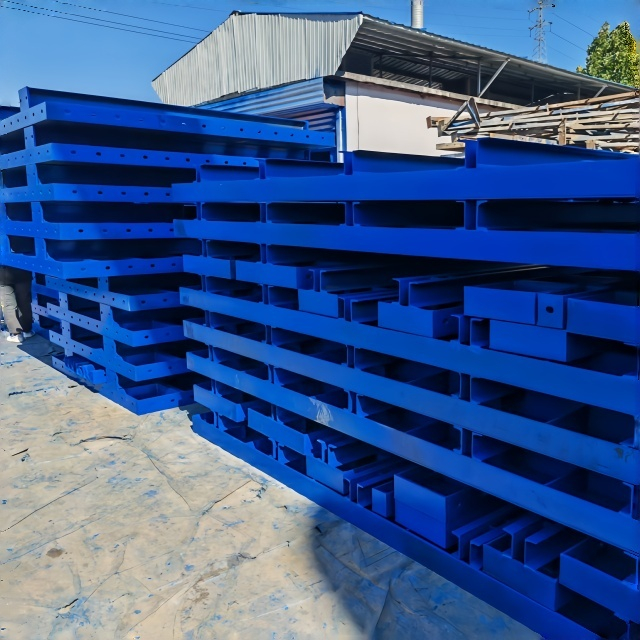 Custom-made High-strength Adjustable-size Iron Industrial Bridge Formwork for Engineering Projects